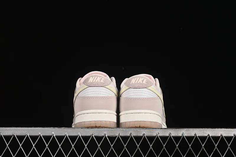 All categories Nk SB Dunk series Nk SB Dunk Low low-top sneakers Nike SB Dunk Low Rouge powder low-top casual sneakers FB7910-601